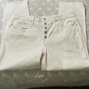 Universal Thread White Cropped Jeans 16 / 33 Mint!